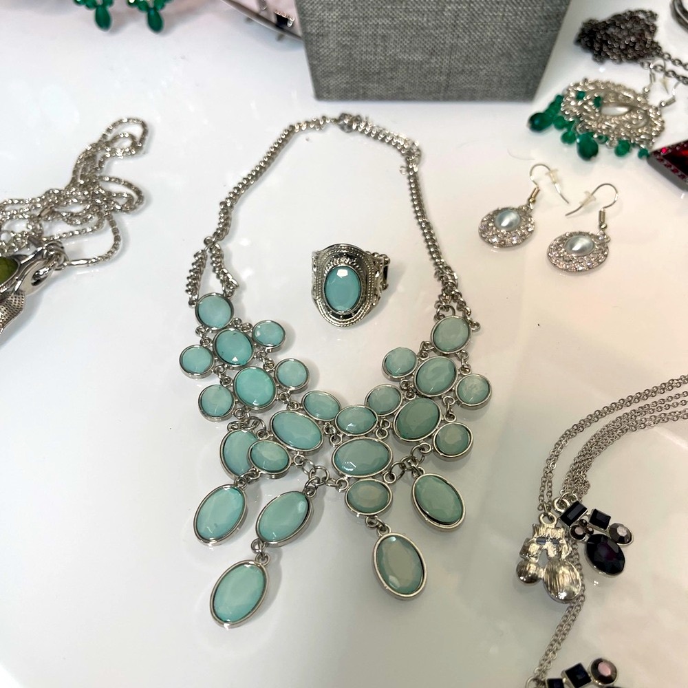 Trio Silver & Pastel Green Gemstone Necklace Set - Picture 5 of 5